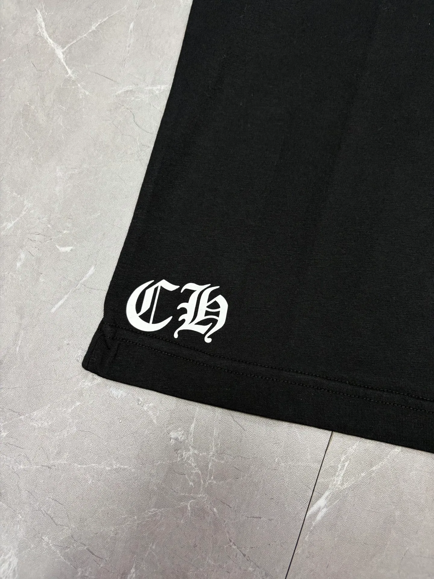 26New Arrival Logo T Same Style Black Size：S.M.L.XL.